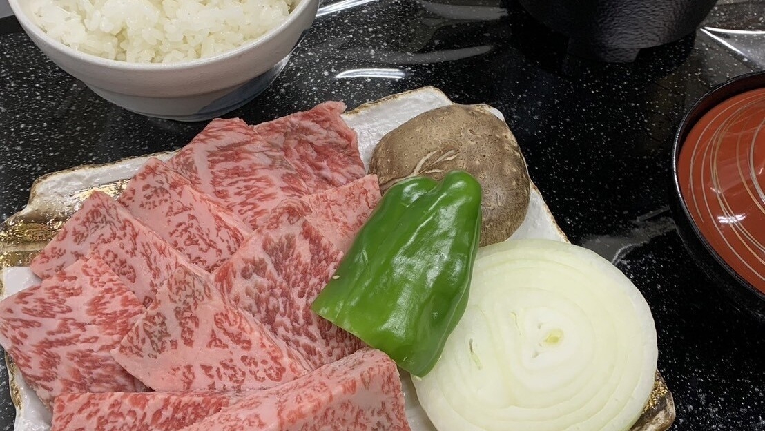 【定番】雲南地域で生まれた黒毛和牛「奥出雲和牛」の味わいを和のホテルで堪能！１泊夕食付きプラン