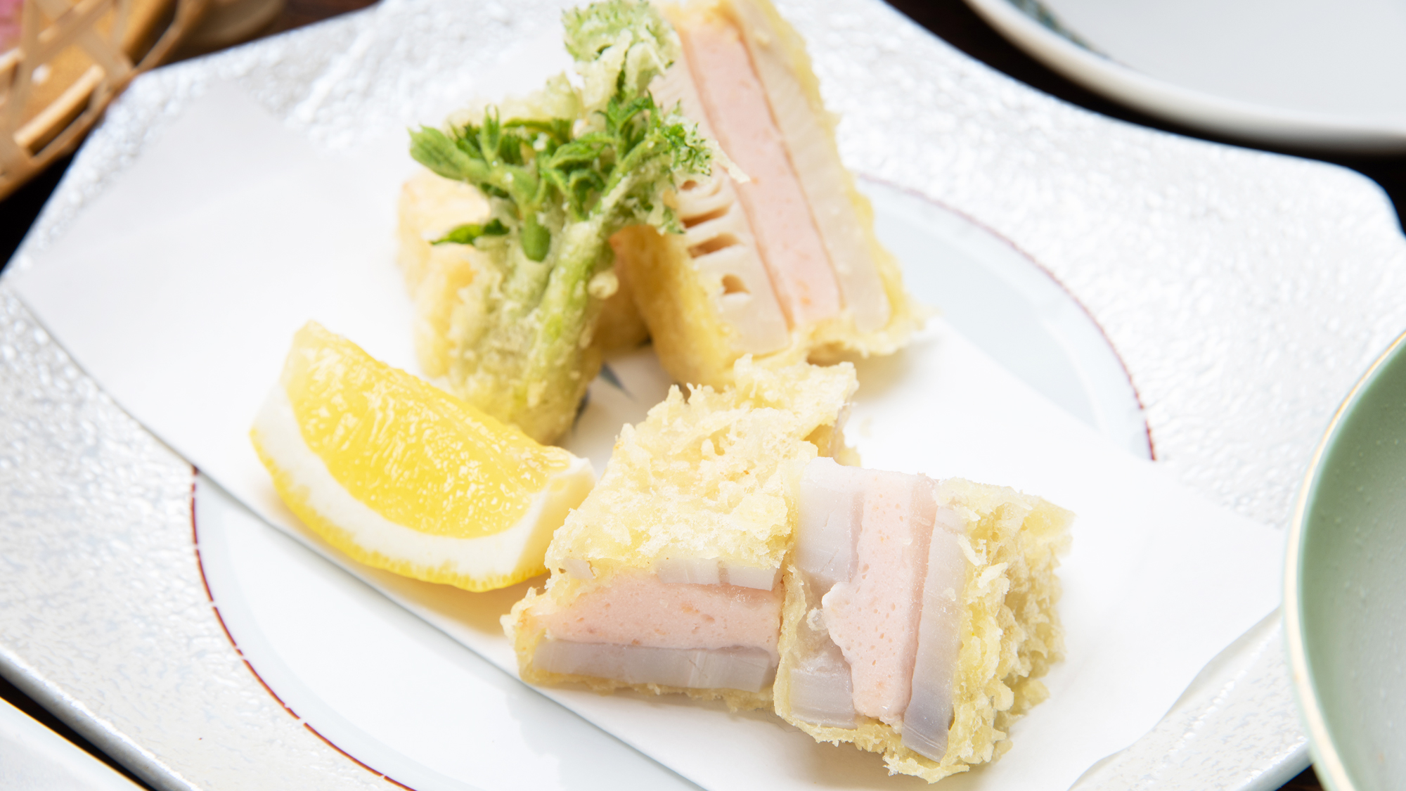 *夕食（一例）/季節の味覚を存分にお楽しみ頂けます。