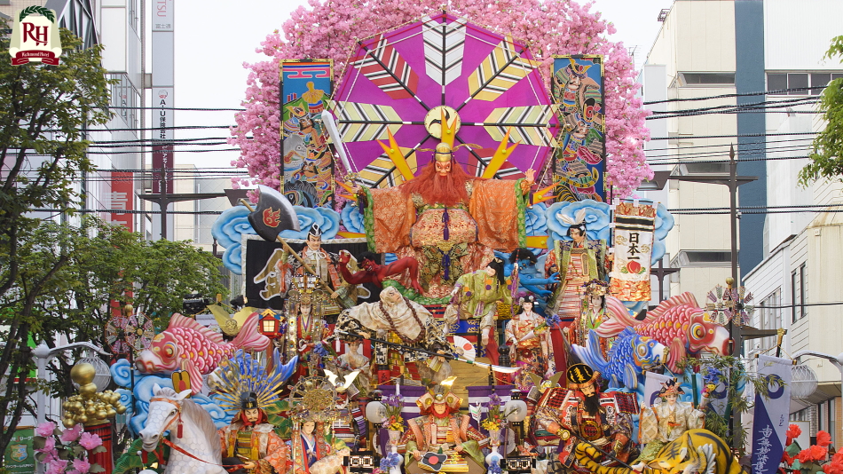 【八戸三社大祭】　八戸市