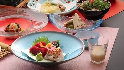 玉峰山荘のスタンダード会席・少量美味【梅会席】奥出雲ポーク＆奥出雲蕎麦