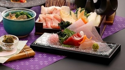 玉峰山荘のスタンダード会席・少量美味【梅会席】奥出雲ポーク＆奥出雲蕎麦