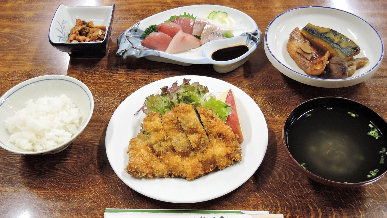【2食付】延岡近海で獲れた新鮮なお魚を中心に日替わりメニューでご用意☆