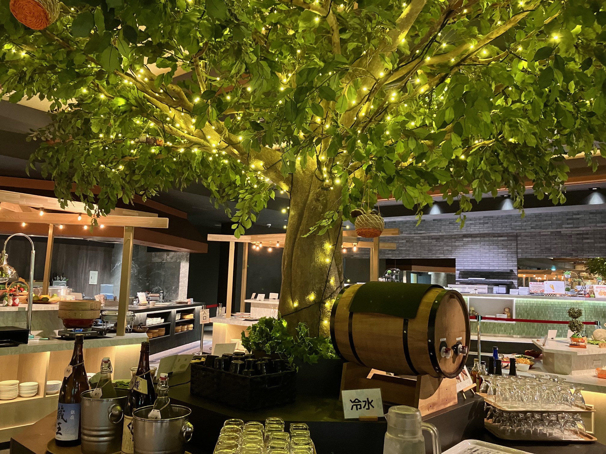 新ビュッフェ会場【万華鏡】