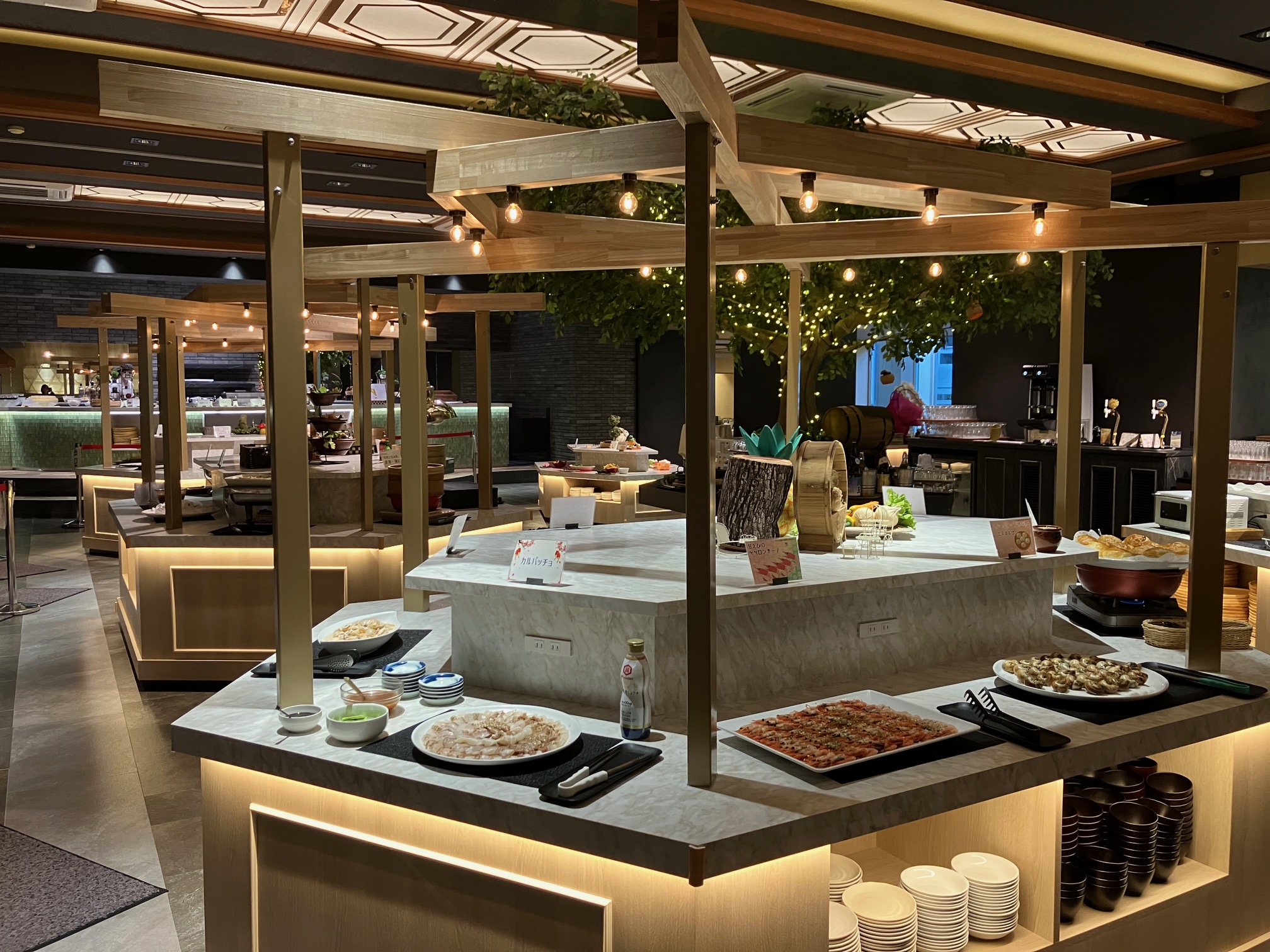 新ビュッフェ会場【万華鏡】