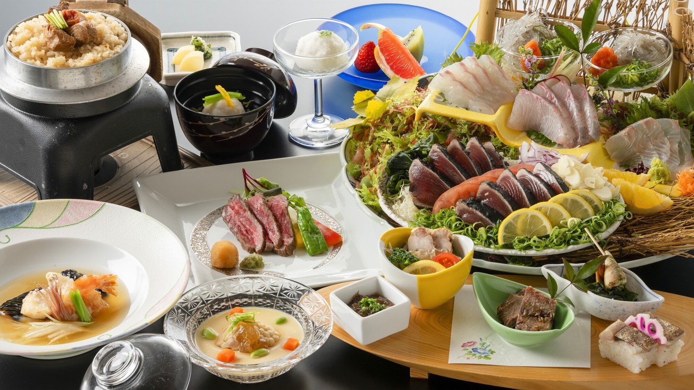 【旬彩物語／船遊びコース】生姜真鯛の旨味酢餡掛けや和牛ロースト、土佐の旬魚が盛り沢山の皿鉢料理など