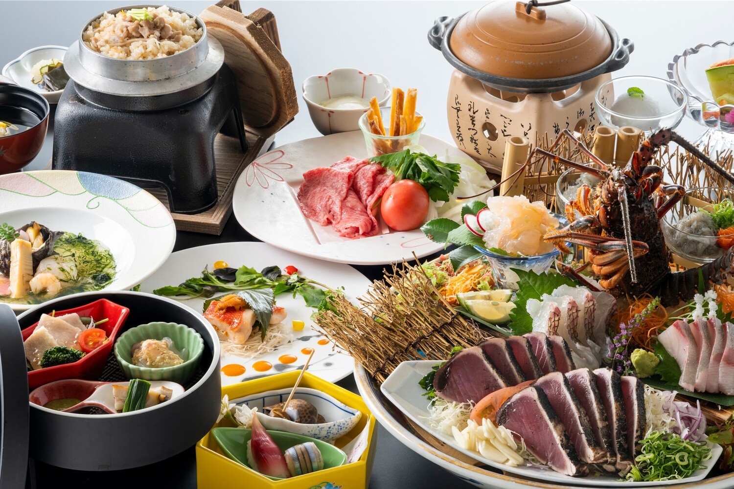 ■さき楽45■迷ったらコレ！基本プランが５％OFFでお得！鰹の藁焼きタタキや豪快な皿鉢料理に舌鼓