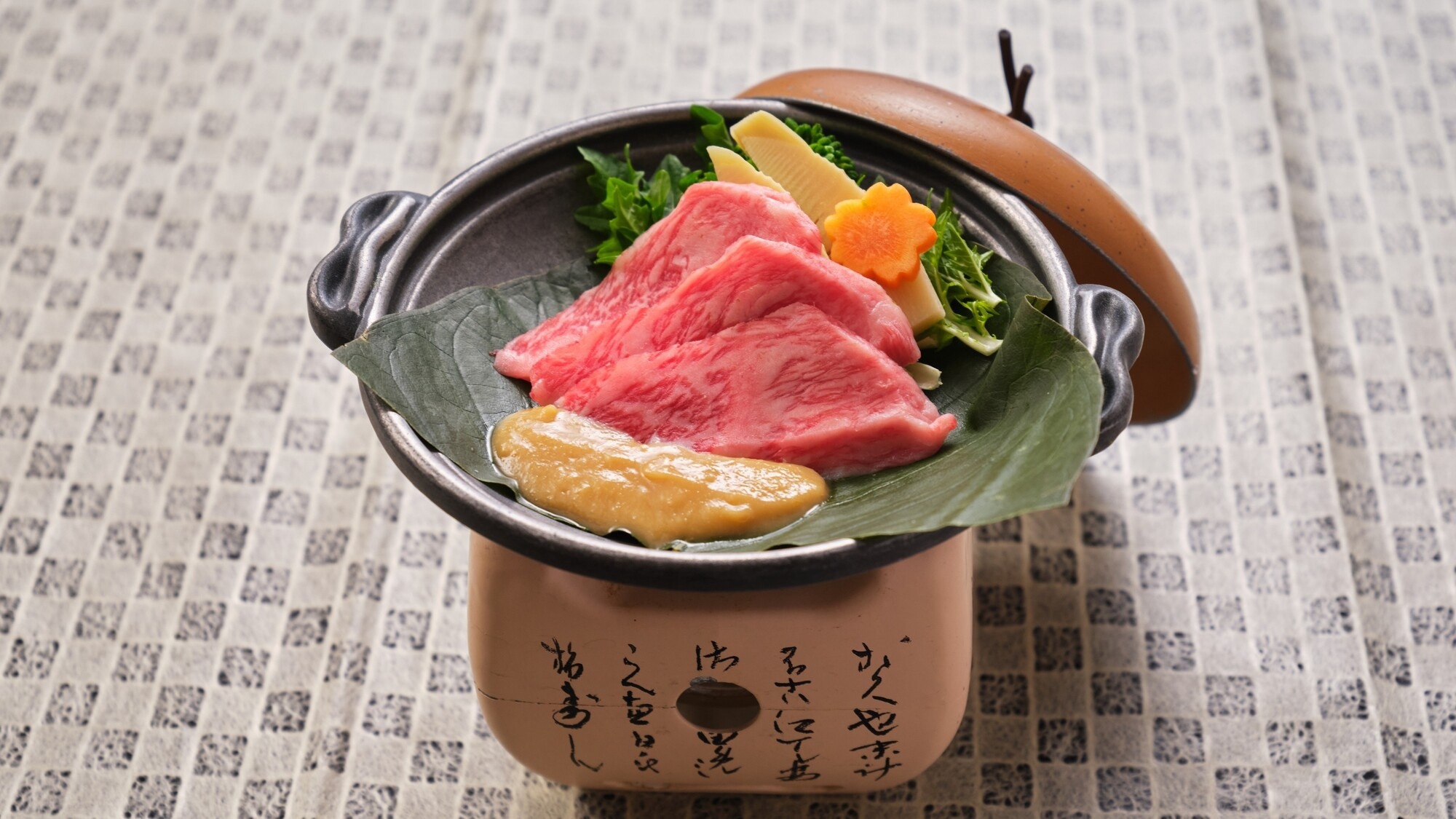 「土佐旬景春会席〜物部川・嶺北の恵み編〜」黒毛和牛や鰹の藁焼きタタキ、春の地物食材を堪能する和会席