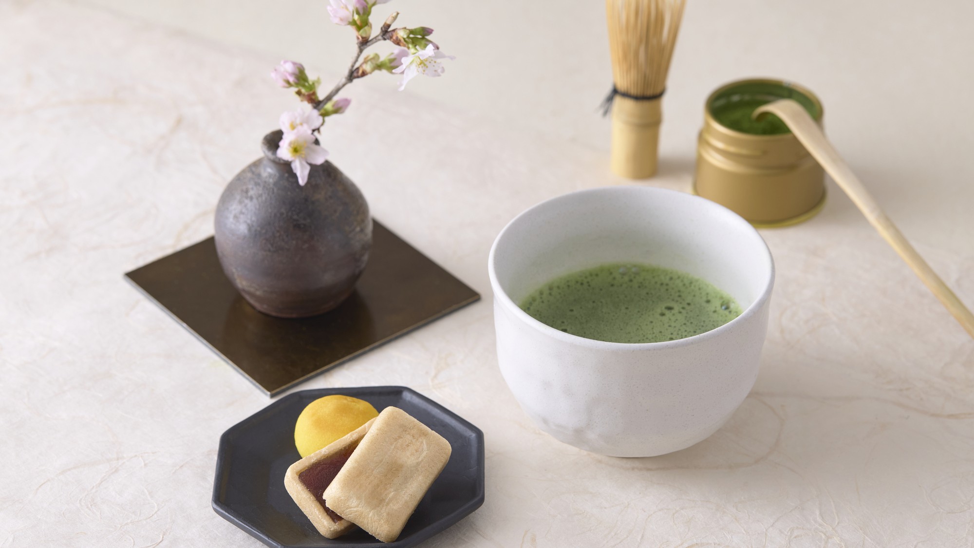 お部屋でお茶立て体験