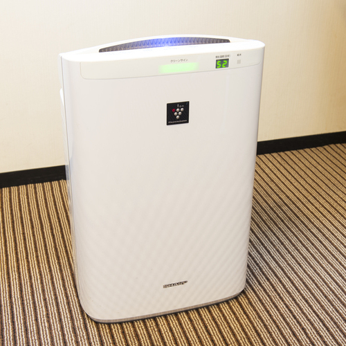 全てのお部屋に加湿機能付空気清浄機を備えておりますので、ご自由にお使いください