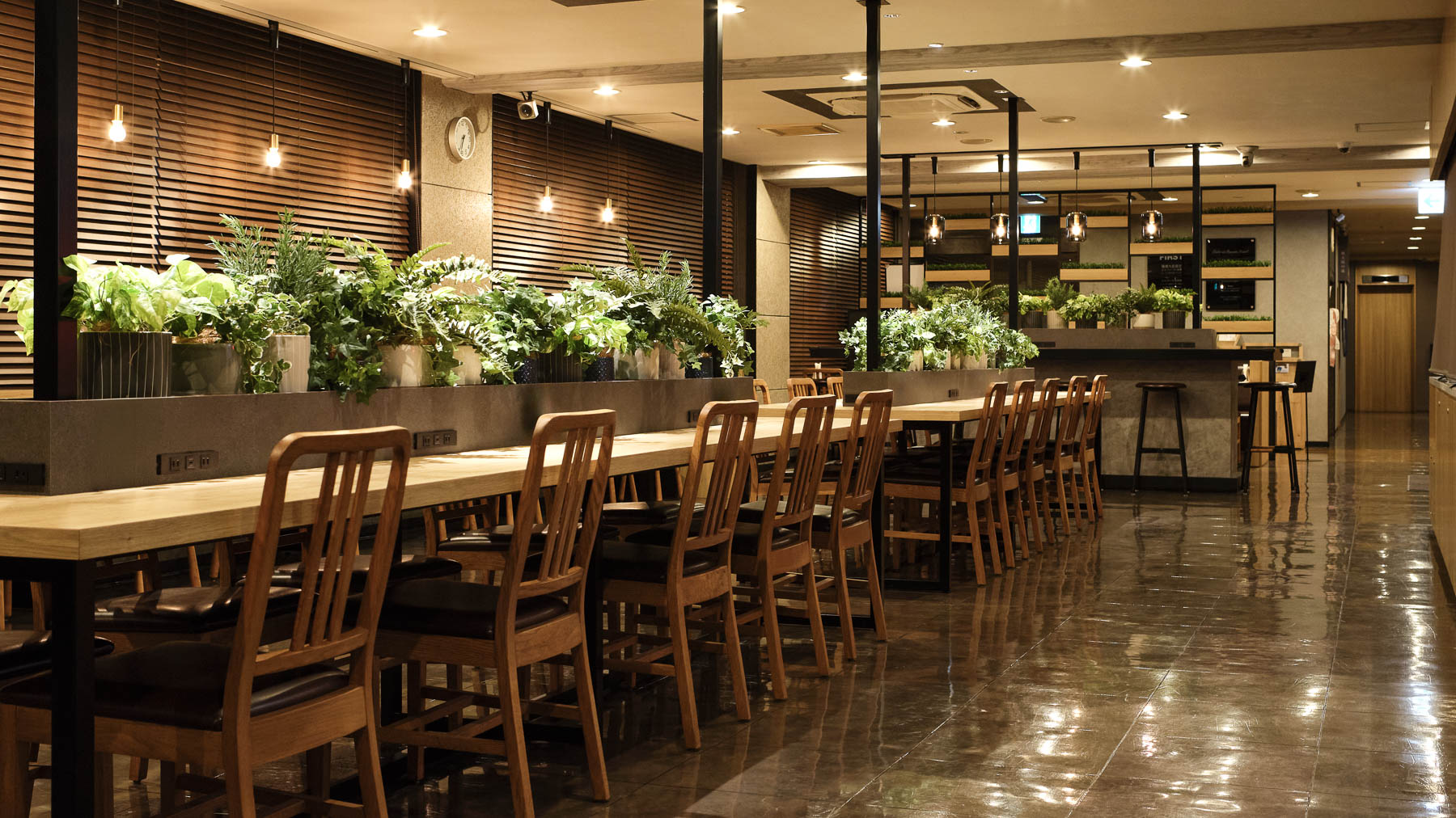 落ち着いた雰囲気で過ごしやすい空間です