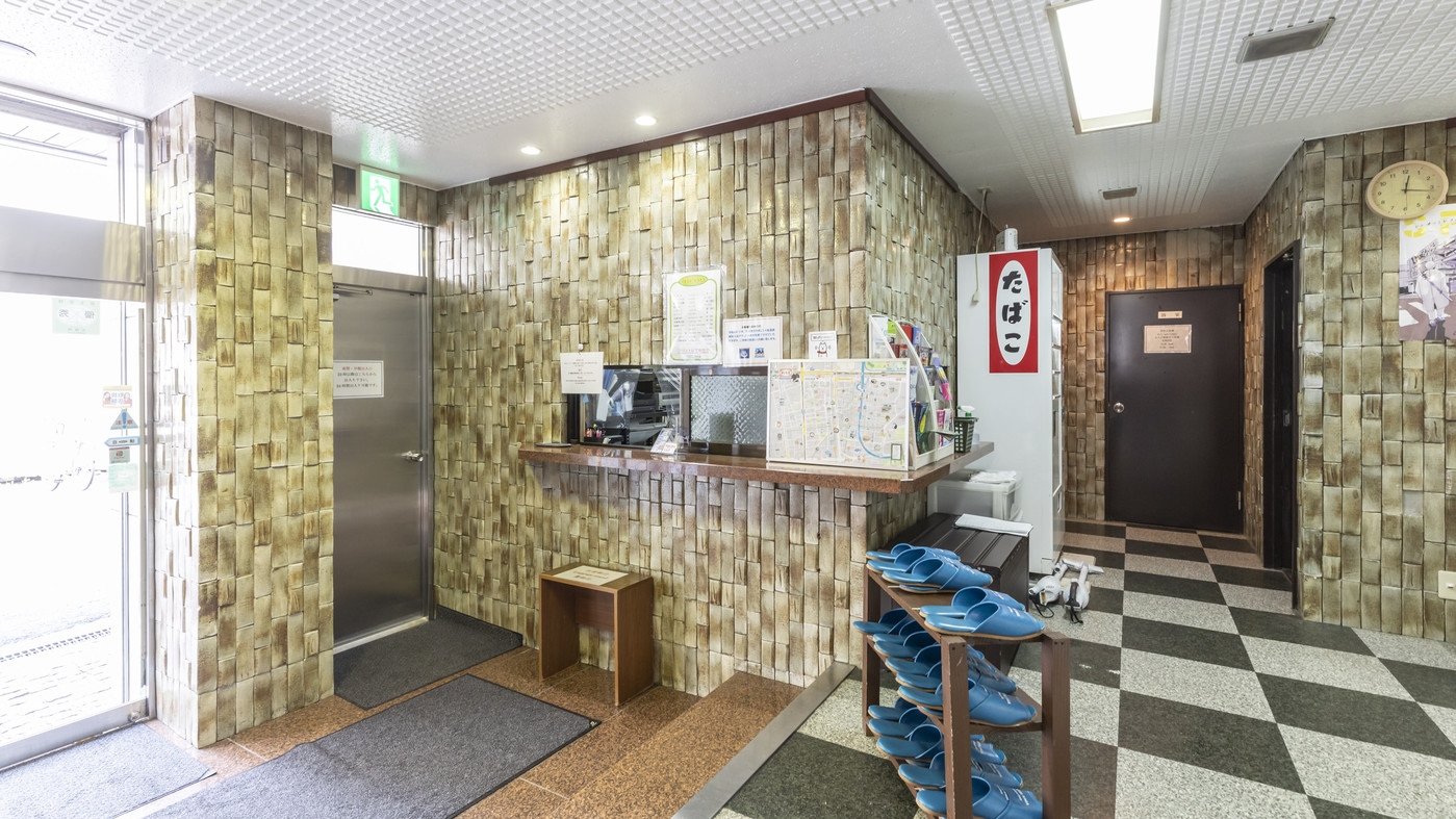 【チェックアウトは13時】のんびりチェックアウトのプラン！新今宮駅より徒歩３分!Wi-fi完備