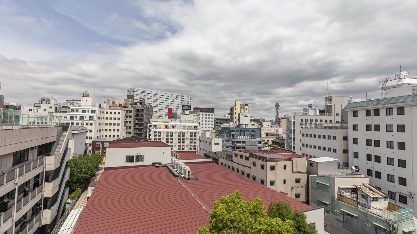 【万博】【早割28】【現地決済OK!】素泊まりプラン !新今宮駅より徒歩３分!Wi-fi完備