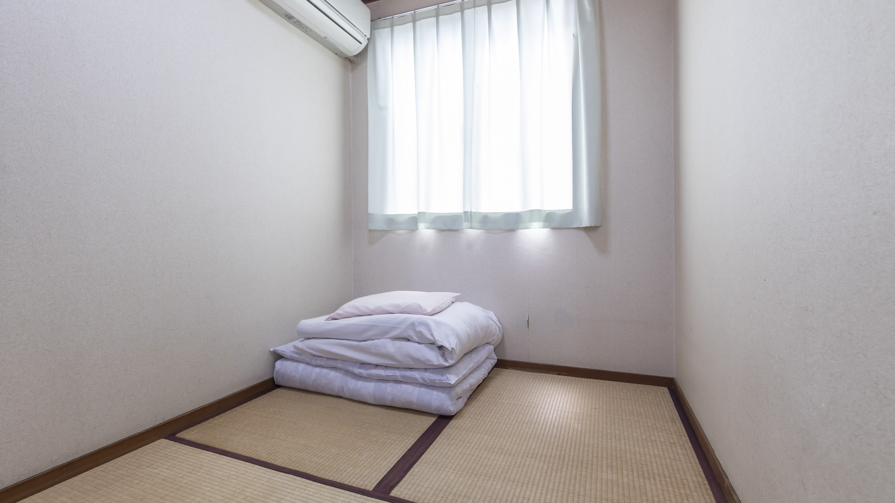 【禁煙】和室1名様（バス・トイレ共用）※女性専用