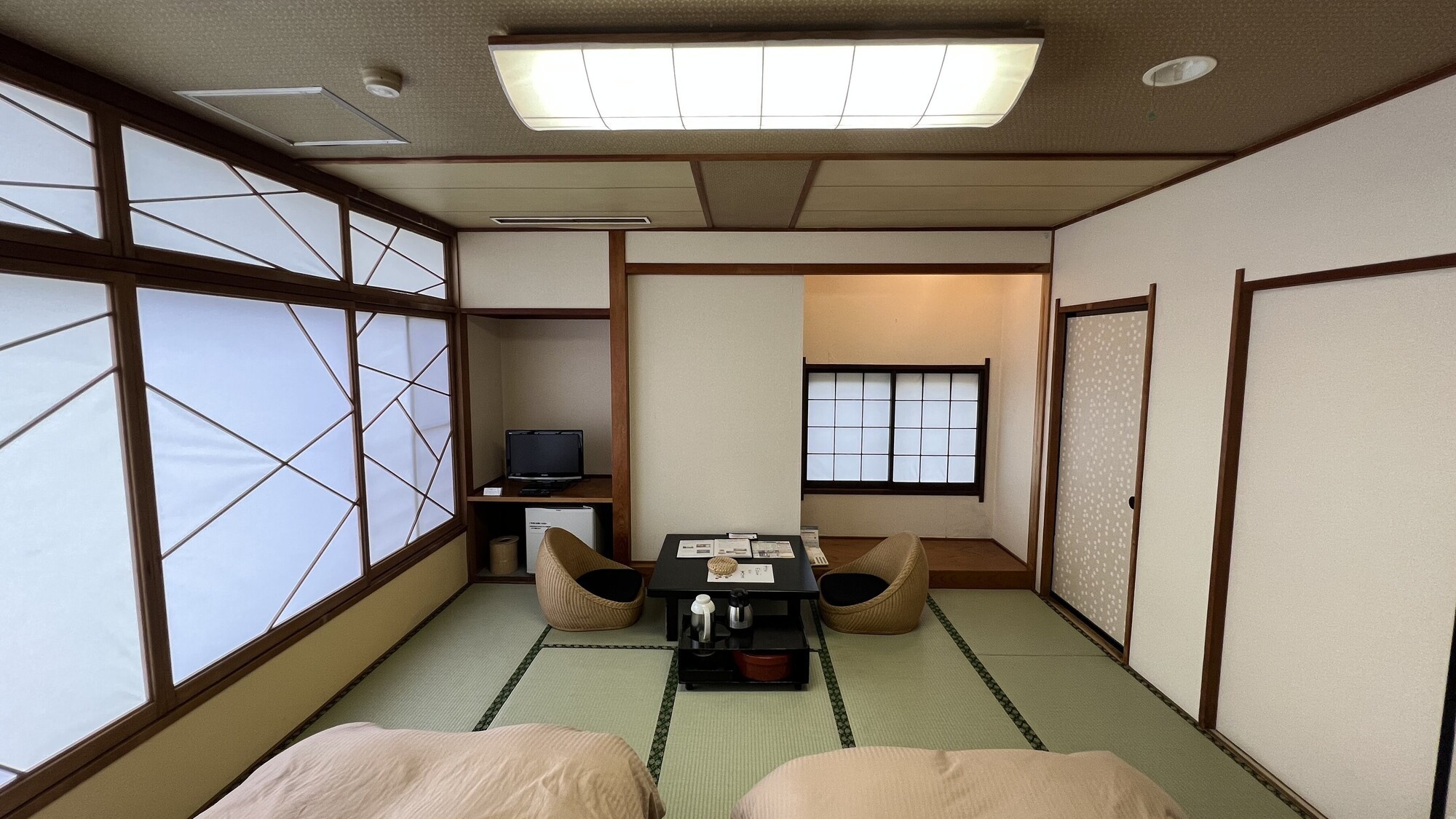 【はなかいどう】ツインベッド付和室２間