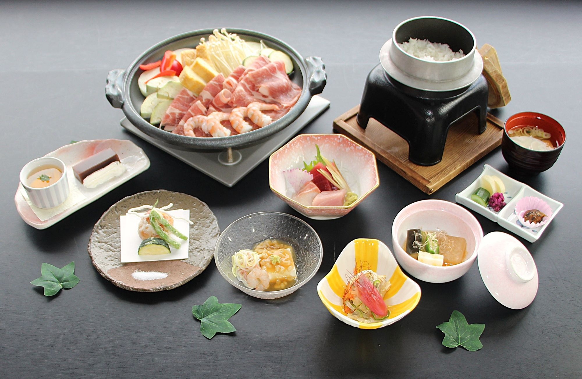 【1泊2食】夏休み♪スタンダードプラン！！温泉・プール・ジム・駐車場無料（7/20〜8/25）