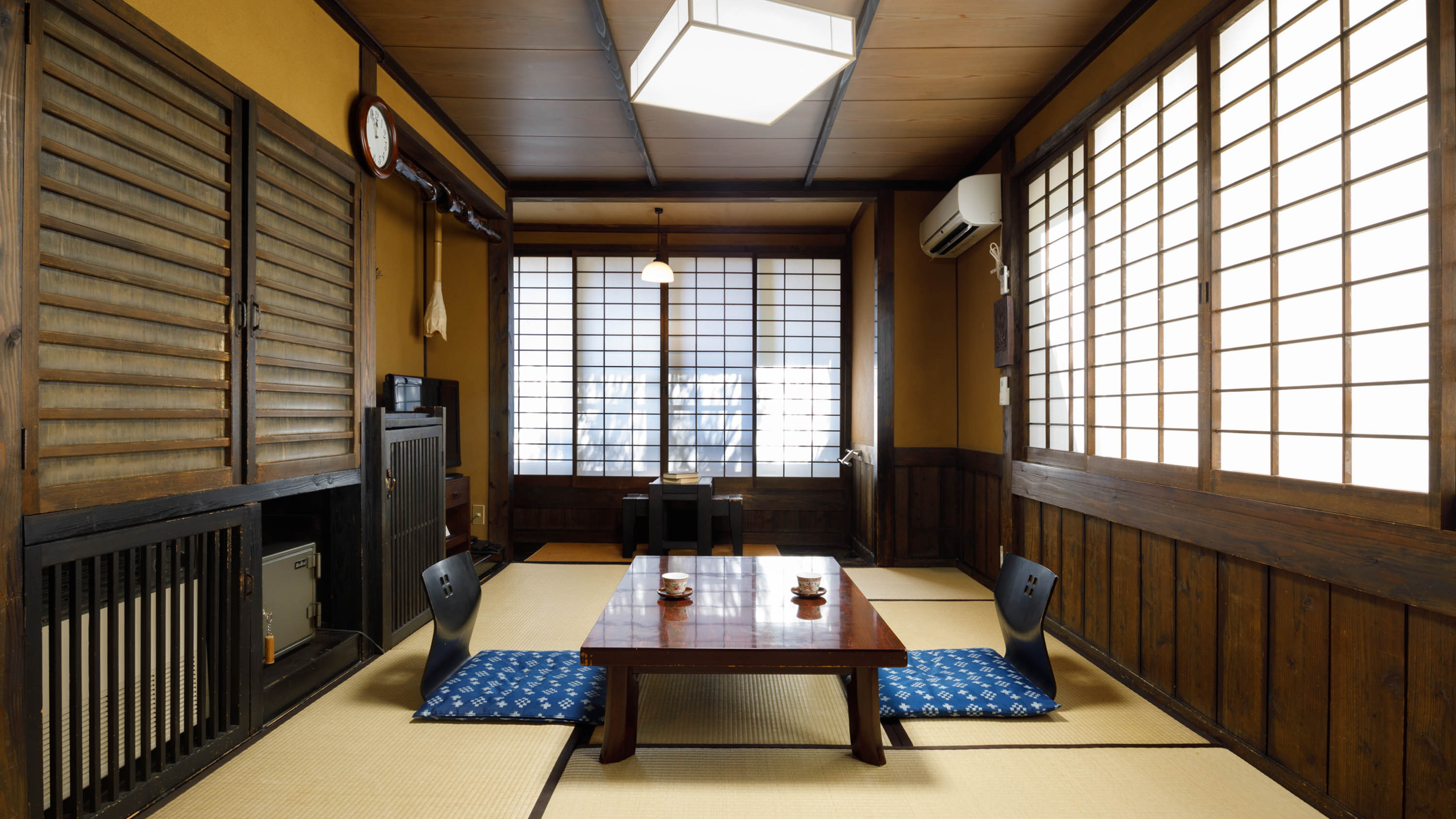 コンパクトながらくつろげる空間