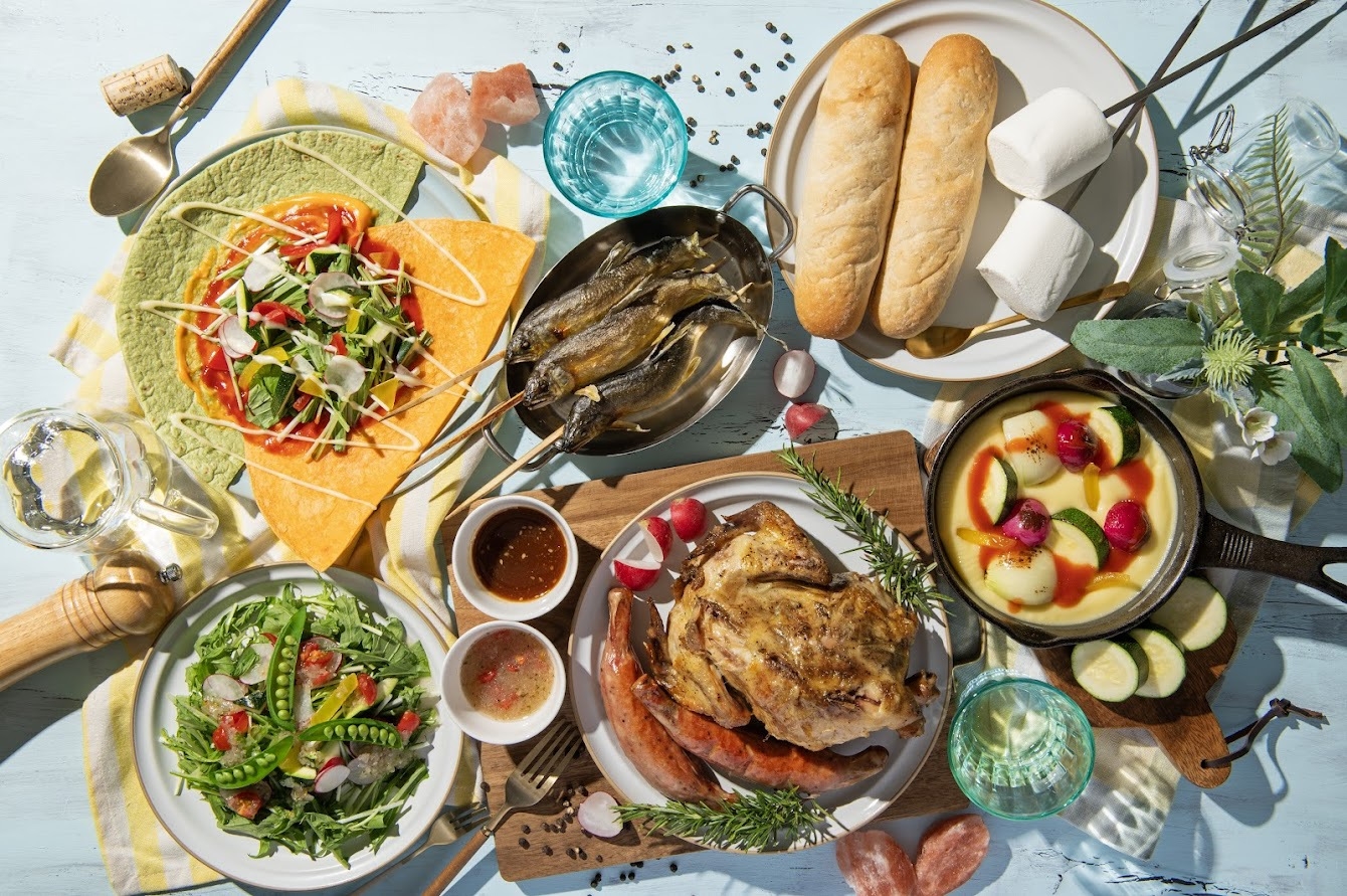 【キャンプ】 入場・駐車料込！ローストチキンBBQ★パークで遊んだ後はログでBBQ！【パス付2食】