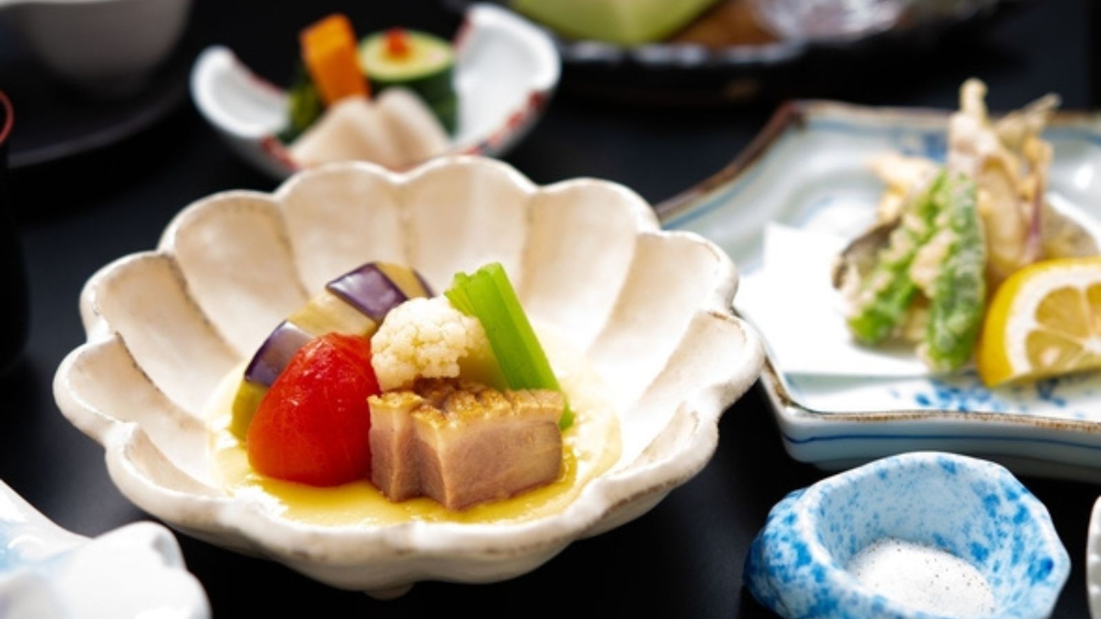 【伊豆naイズ】海の幸♪活鮑の地酒蒸＆伊豆のお料理コース♪人気の定番おすすめ『季節の下賀茂プラン』
