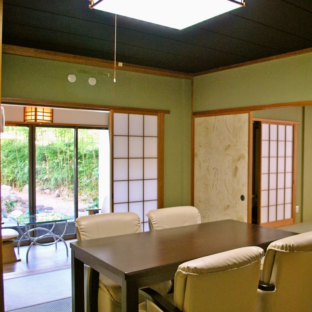 【ペットと泊まれる/部屋食】温泉付き客室2間+次の間