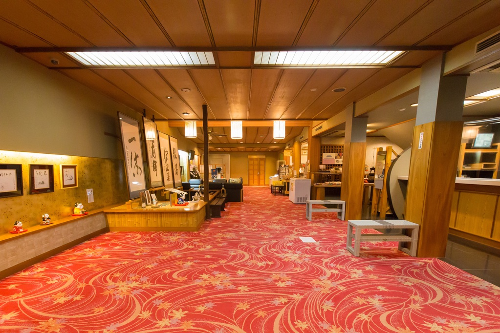 【伊勢海老一人一尾 250g超！】＆活鮑酒蒸しで海の幸を満喫★伊勢海老は3つの調理法より選べます♪