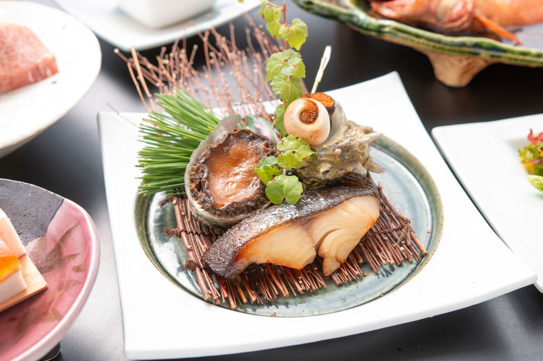 【女将の超得々お日にち限定版】「生」の美湯とお宿特製「海」三種＆1人1尾金目鯛付き♪＜1泊2食＞