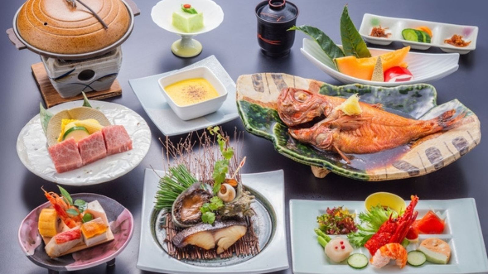 【女将の超得々お日にち限定版】「生」の美湯とお宿特製「海」三種＆1人1尾金目鯛付き♪＜1泊2食＞