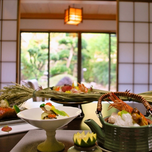 愛犬とお部屋食＆温泉付きお食事の風景