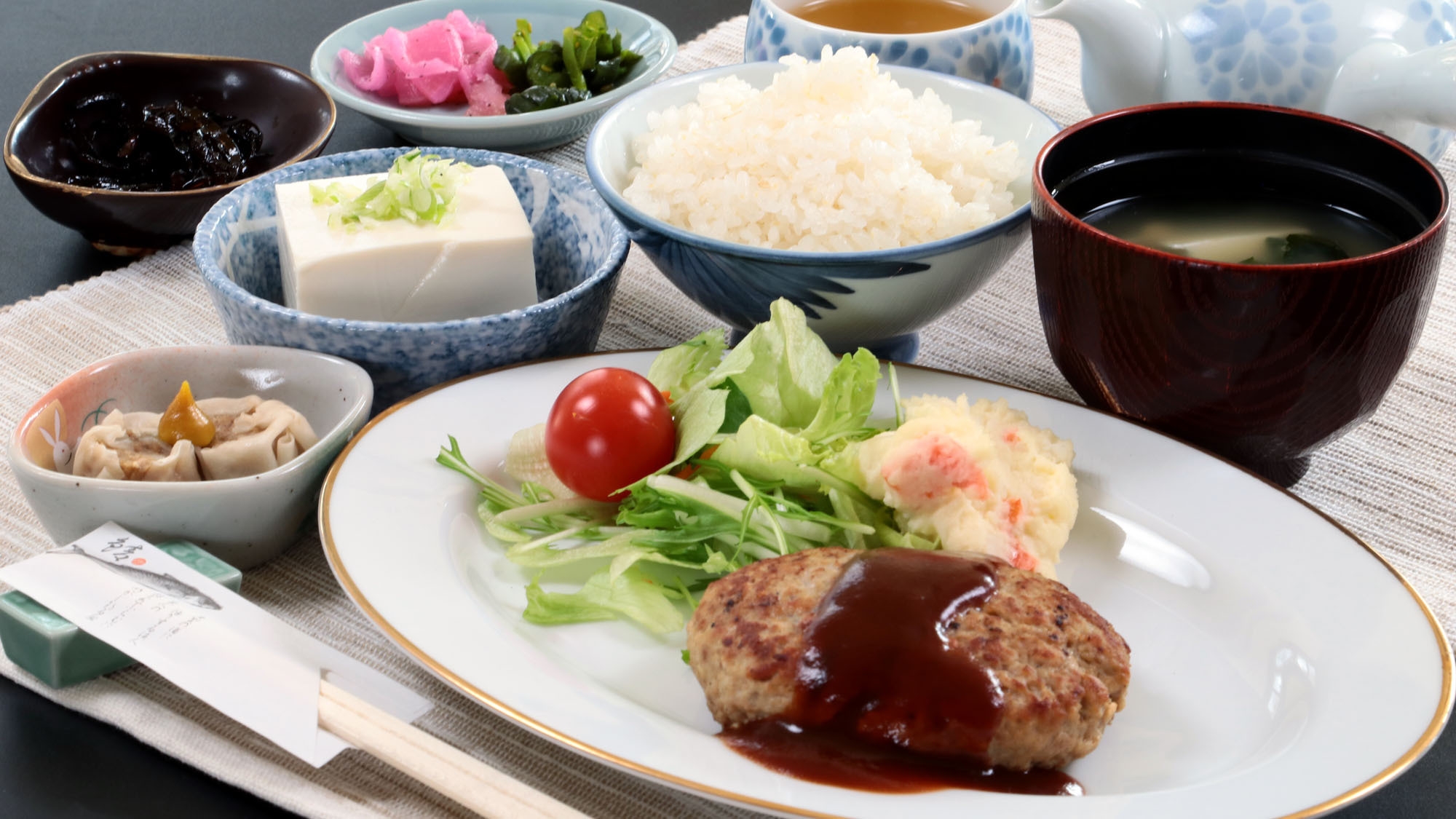 【お手軽に夕食を】日替わりおまかせ定食付き1泊2食プラン