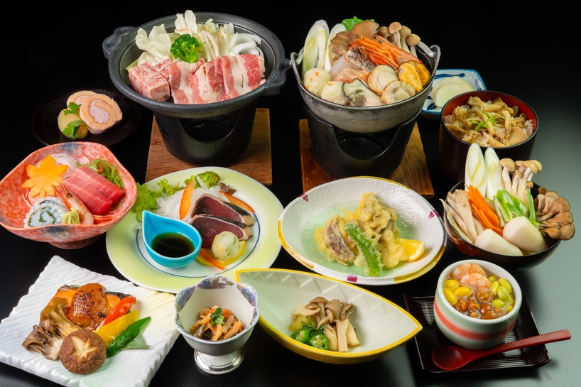 【2025秋　一泊二食付き②】「牛肉陶板焼き」「秋鮭味噌焼き」「きのこ天婦羅」当館おすすめ和会席膳！