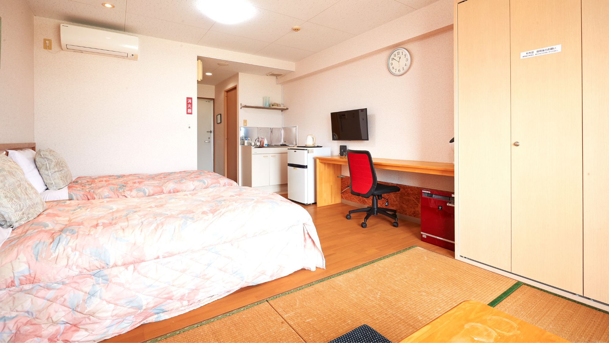 【和洋室アネックス館】定員4名。ベッドと畳のいいとこ取り。女子旅や家族旅行に◎
