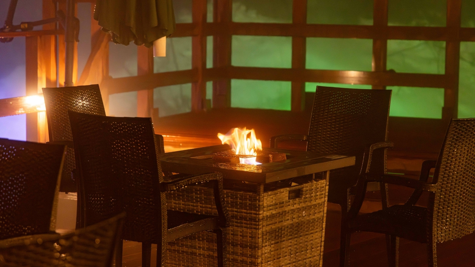 湯けむりテラス 夜