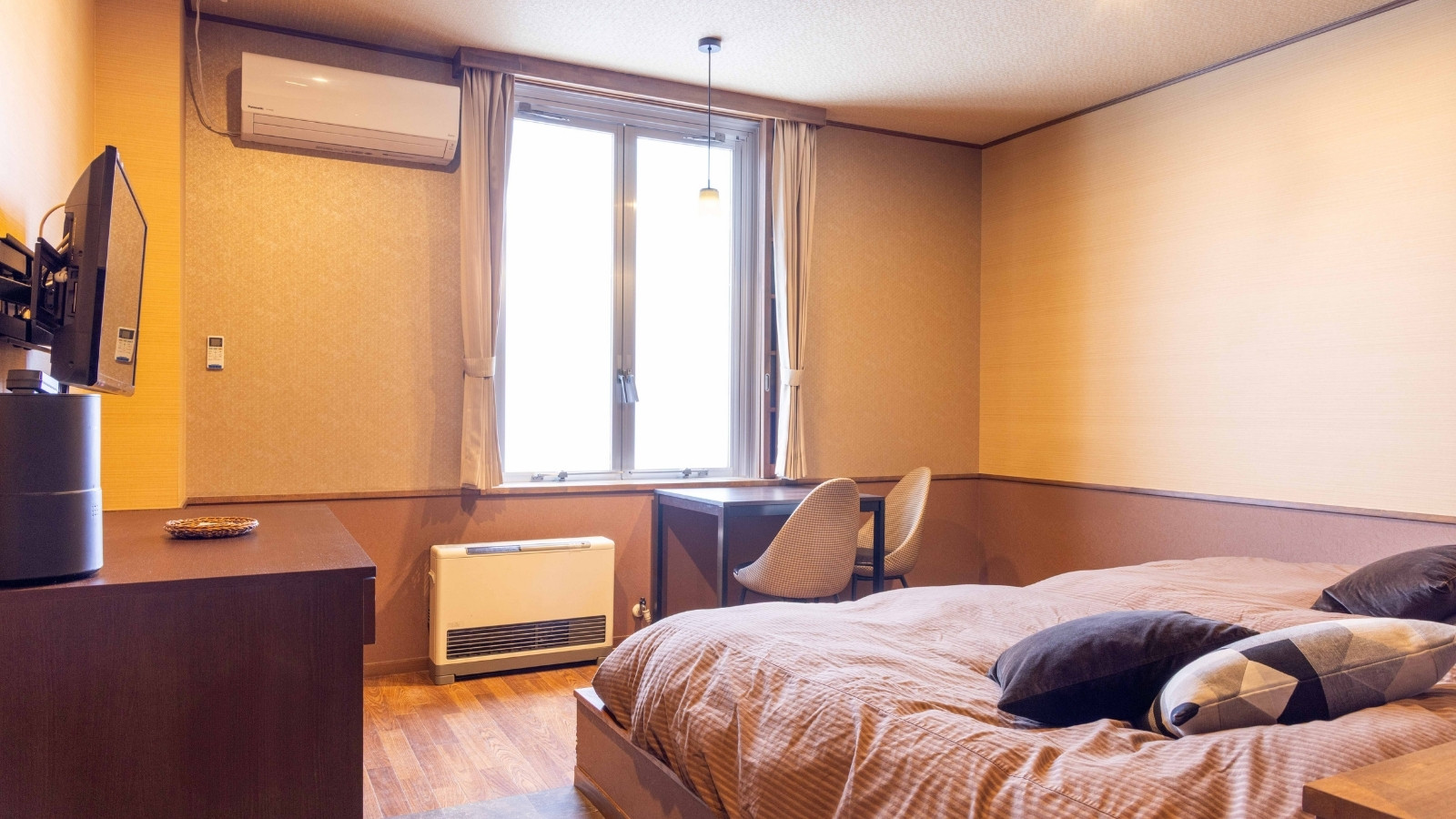 洋室ツイン【17.9平米】