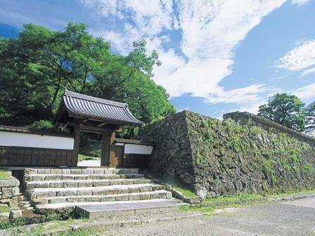 Hitoyoshi Castle Ruins (Sengetsu Castle)