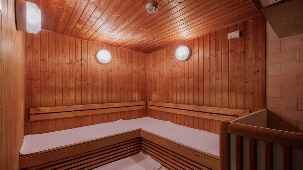 【期間限定】駅徒歩３分＆大浴場完備！2名でお得な冬休みプラン＜素泊り＞