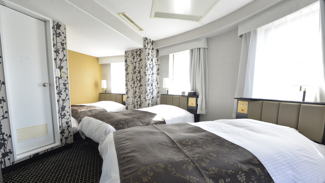 客室（トリプル）広さ27㎡／ベッド3台（110㎝幅タイプ）