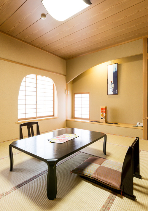 2nd floor [Waterfall View] Japanese-style room 10 tatami mats