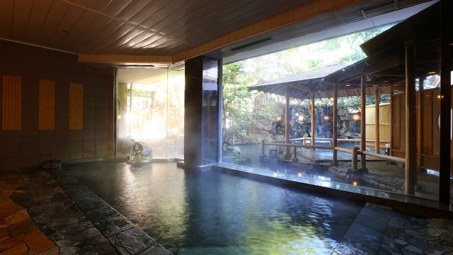◇【象山の湯】大浴場では、上山田源泉と千曲源泉の“混合泉”を、贅沢にかけ流しております。
