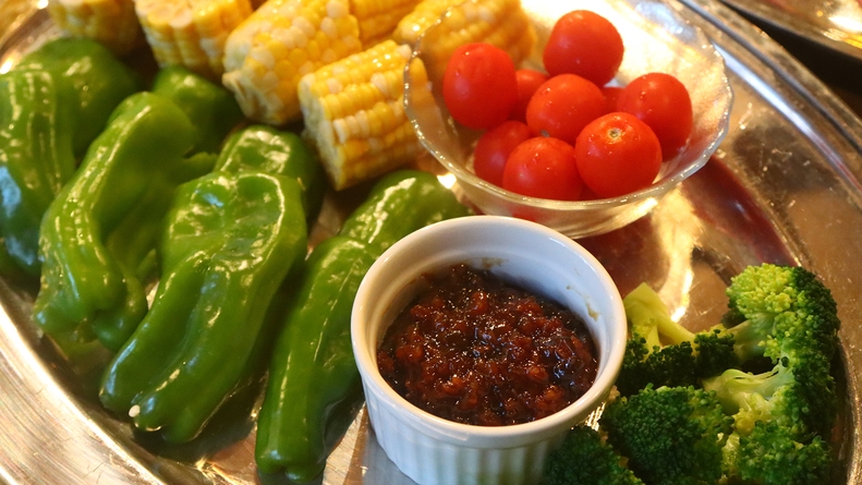 【家族で手ぶらBBQ／おまかせ】幼児無料＆小学生半額♪中学生30％OFF！朝食付【夜は飲み放題無料】