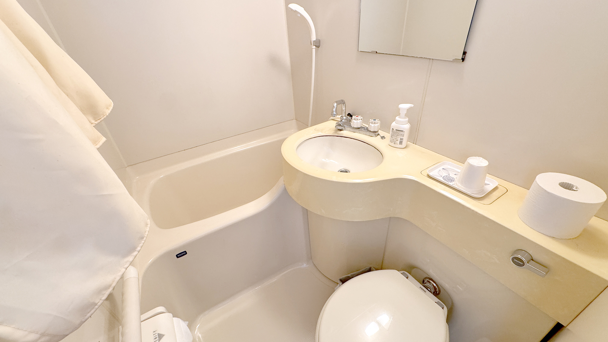 【客室】 ツインルーム、バスルーム