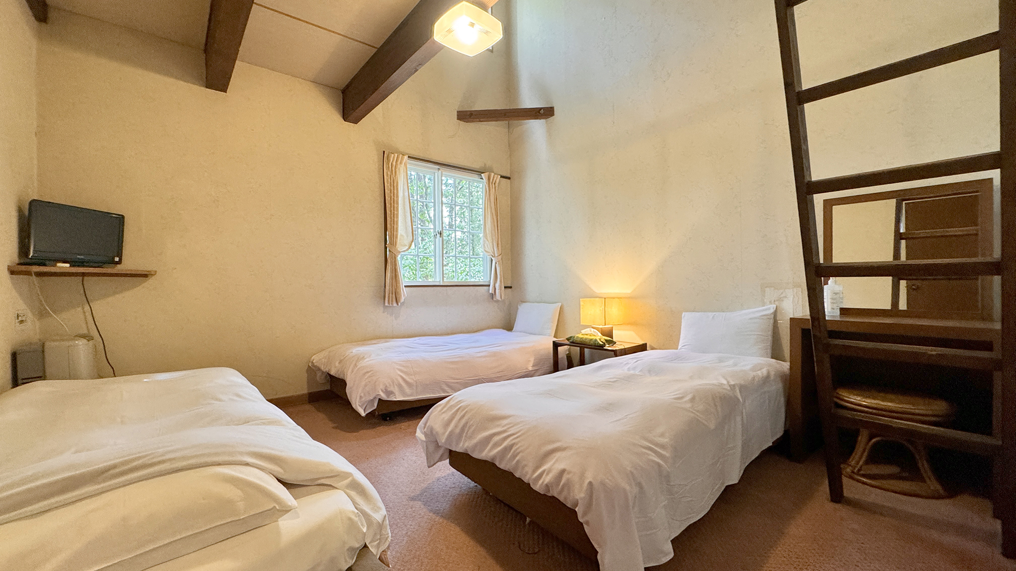 【客室】 トリプル+ロフト