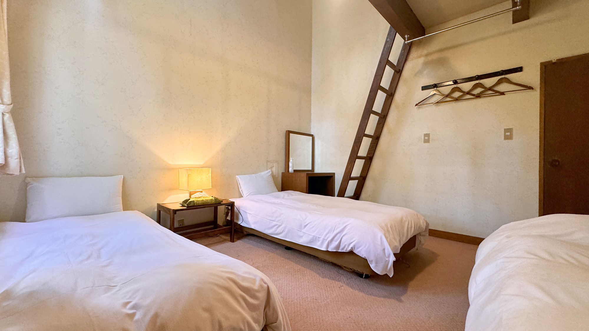 【客室】 トリプル+ロフト