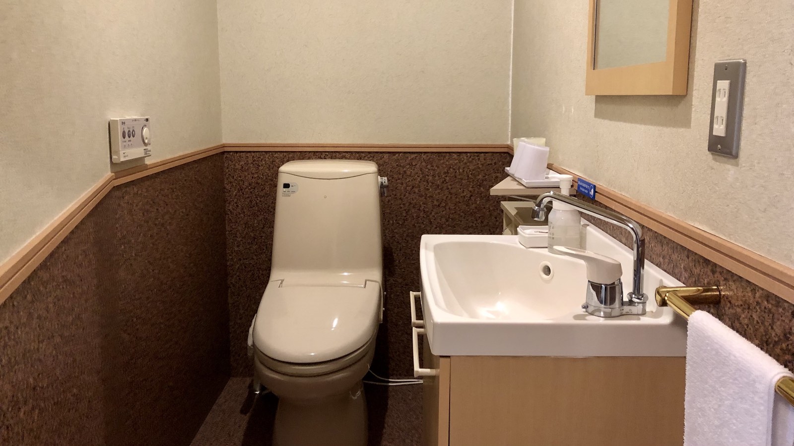 トイレ付和室（和室10畳〜）