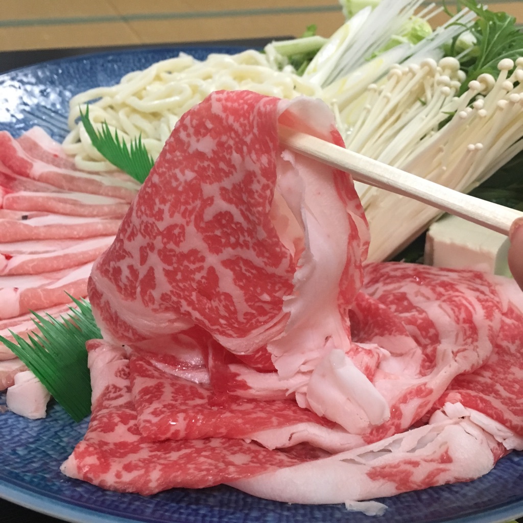 【★DXプラン★和牛肉、豚ロース盛り合わせのしゃぶしゃぶ鍋プラス地魚のお刺身付き満腹プラン)