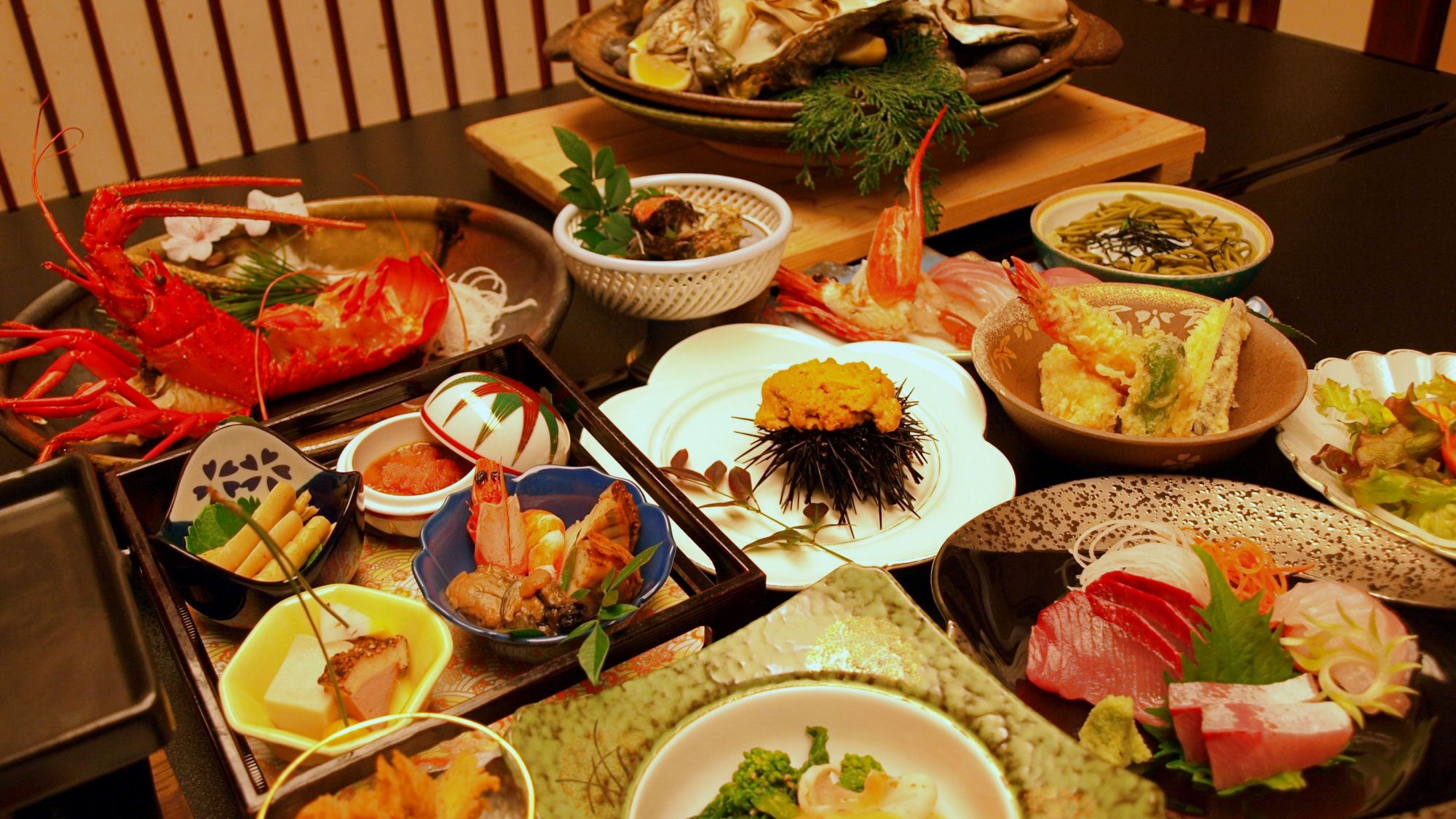 *【お料理】伊勢海老や雲丹など海の幸尽くしの贅沢な会席
