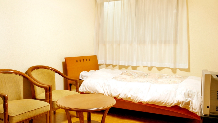 ・【洋室Ⅱ】2名宿泊の場合、お2人目は簡易ベッドとなります