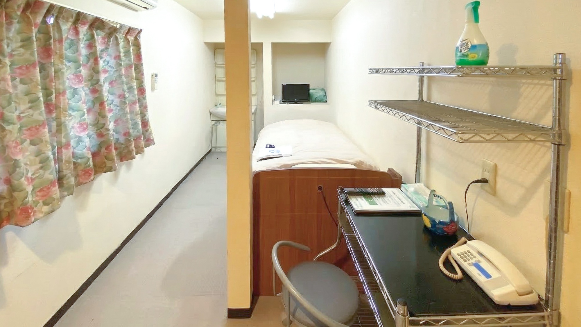 ・【本館：2F・O】シングルベッドルーム（喫煙）