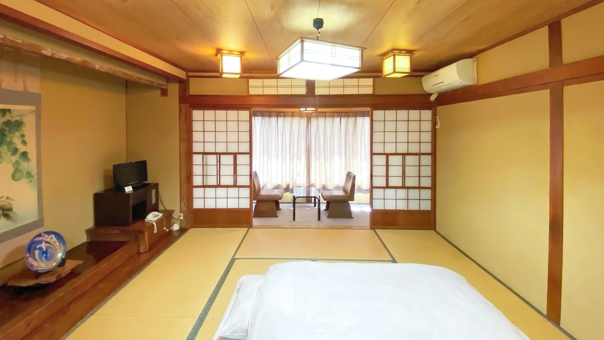 ・【本館：1F・P】和室8帖+和室（喫煙）