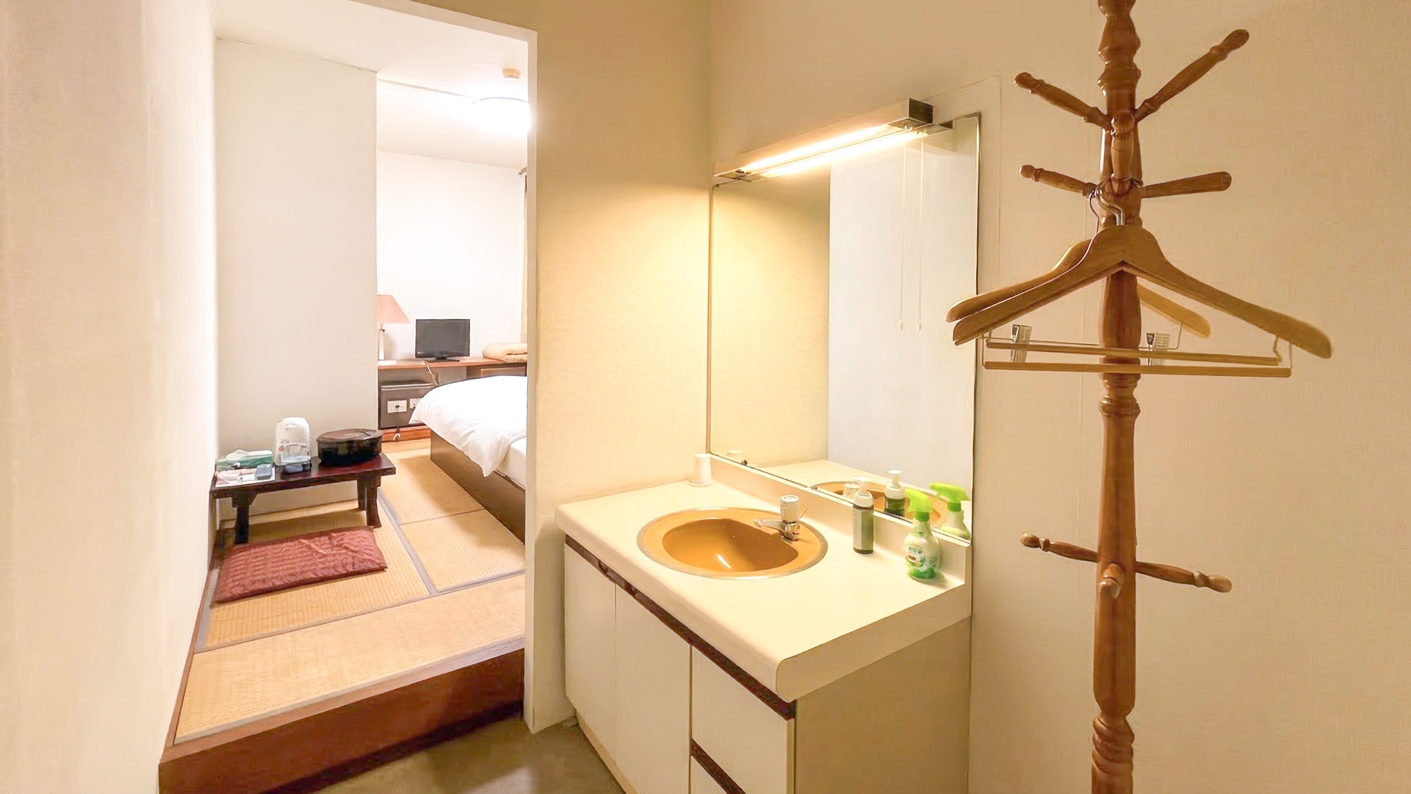 ・【新館：3F・G】ビジネス畳シングルベッドルーム（喫煙）　※Wi-Fi不可