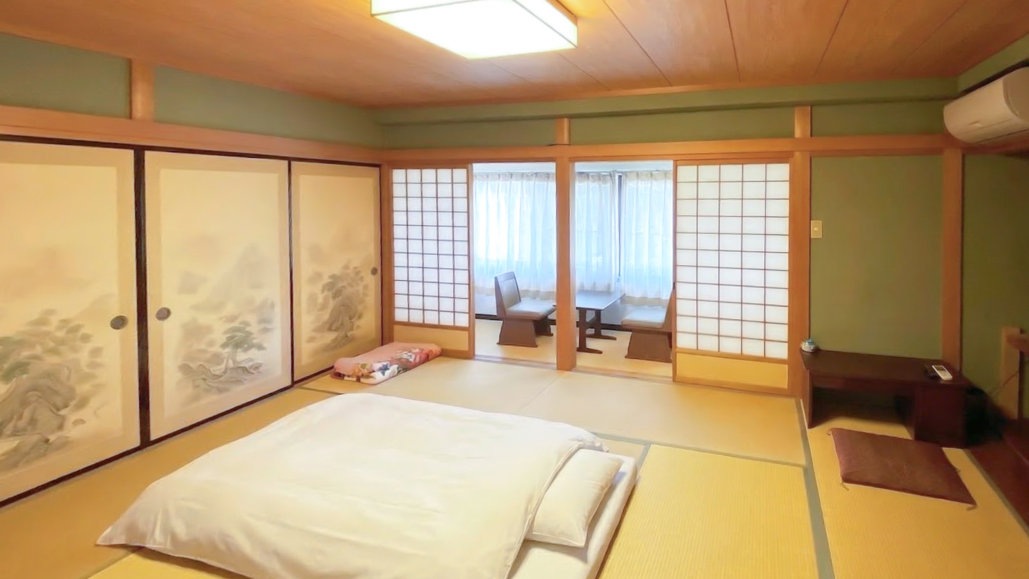 ・【本館：1F・R】和室10帖+リビング（喫煙）