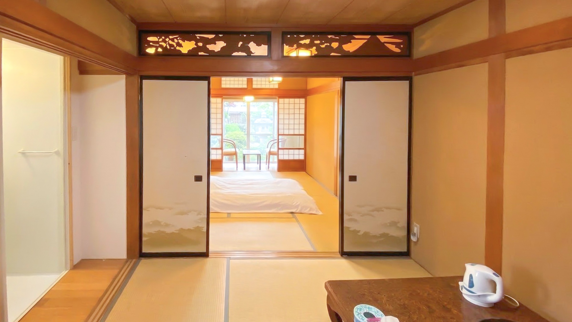 ・【本館：1F・P】和室8帖+和室（喫煙）